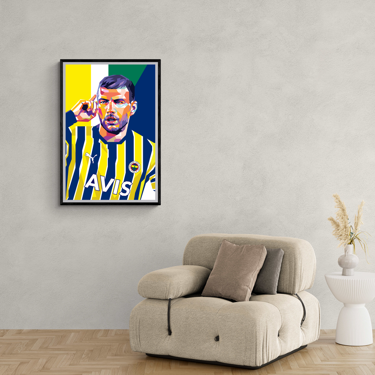 Edin Dzeko en un interior