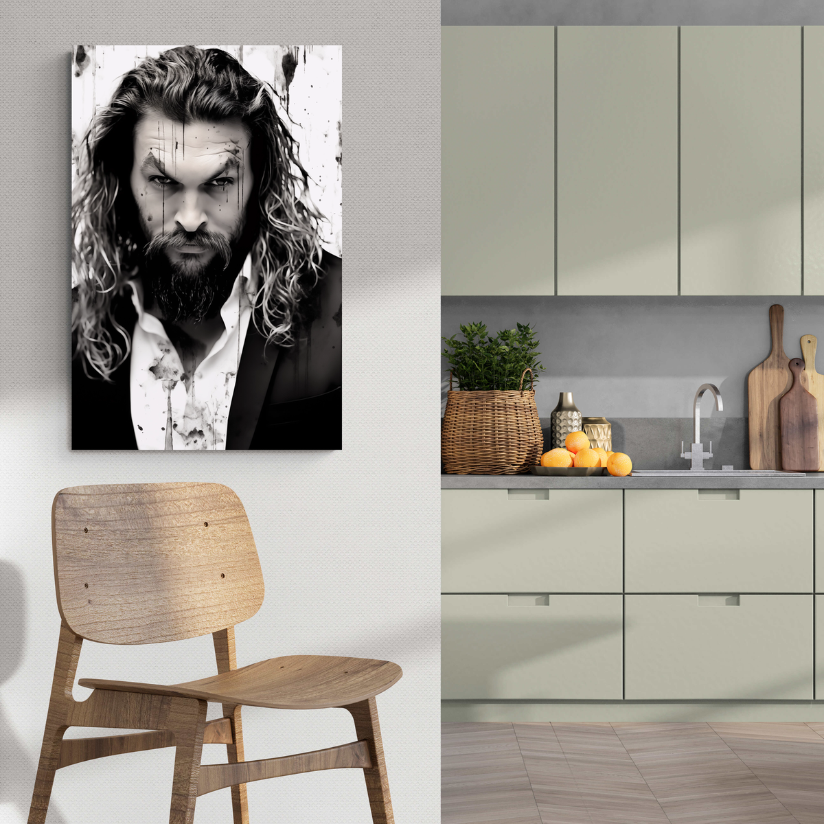 Jason Momoa en un interior