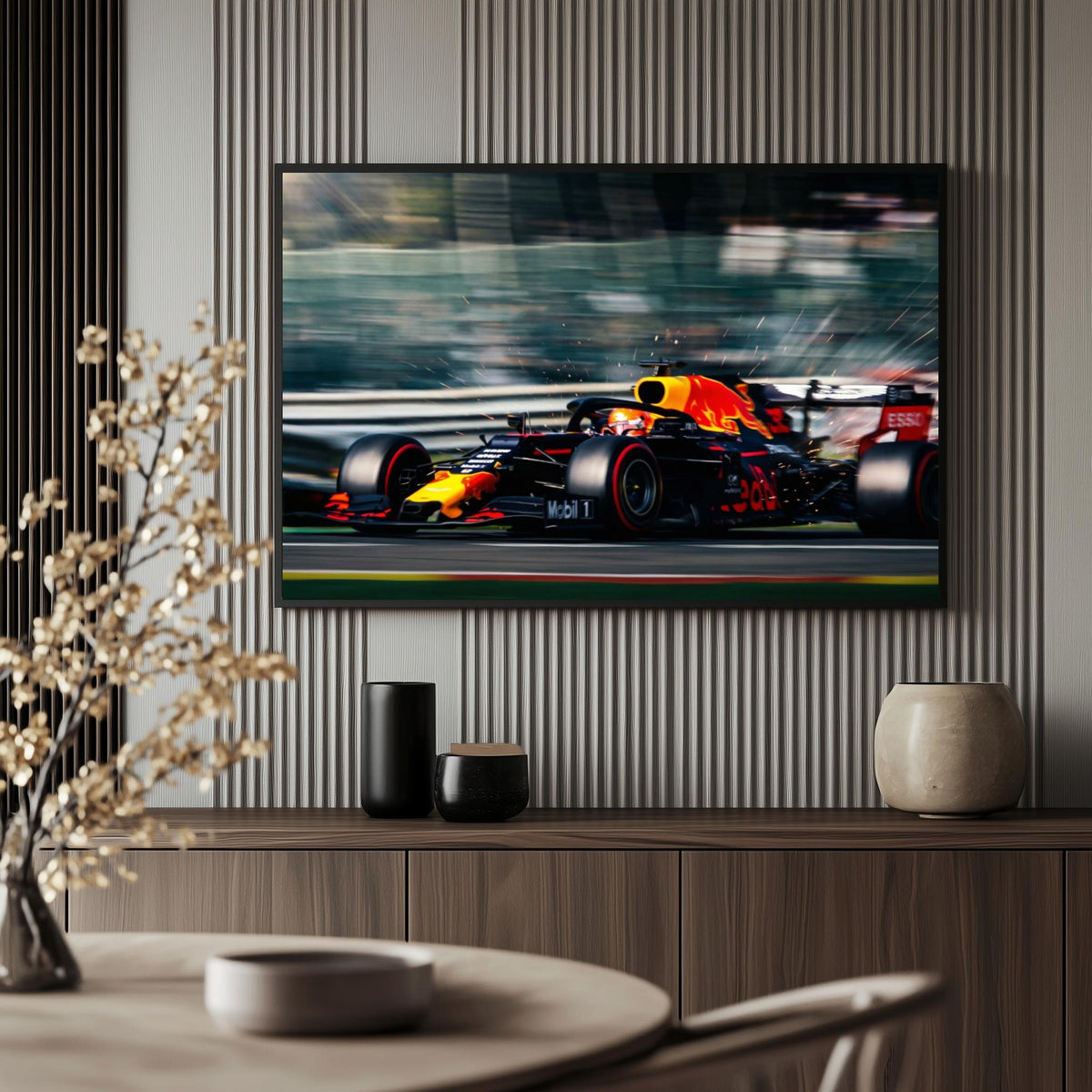 F1 Red Bull en Acción en un interior