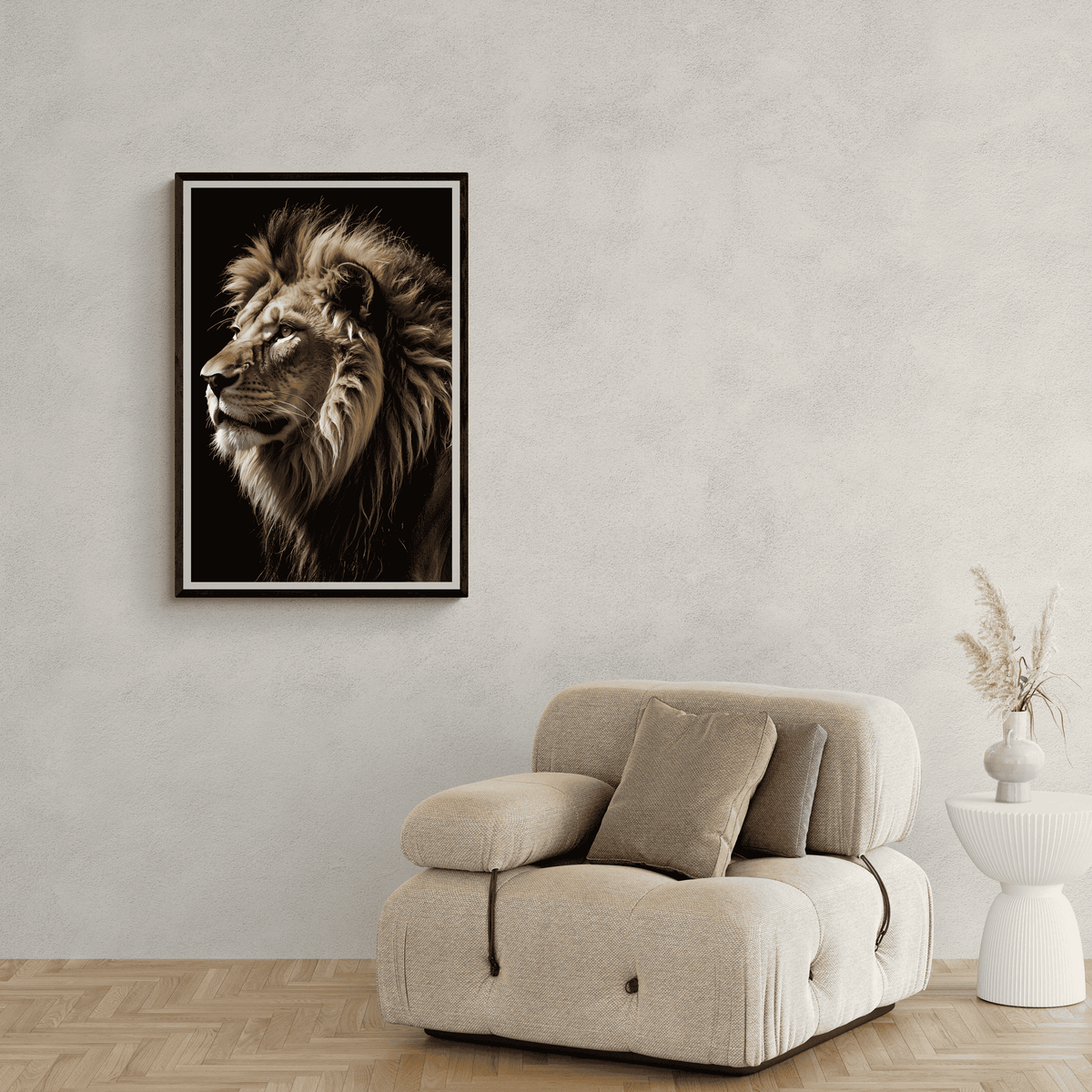 León Mirada en un interior