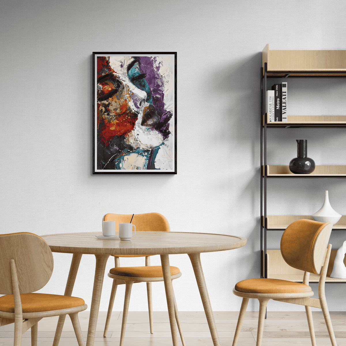 Beso Abstracto en un interior