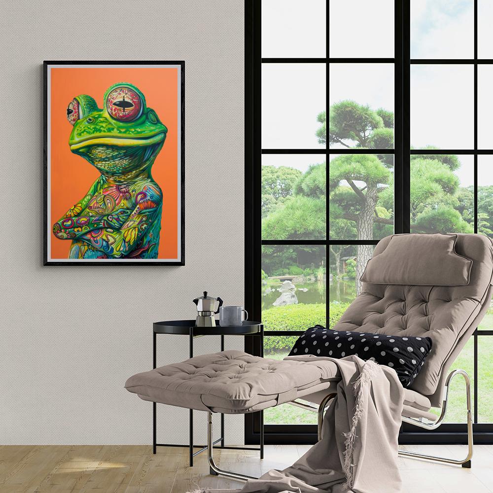 Rana tatuada en un interior