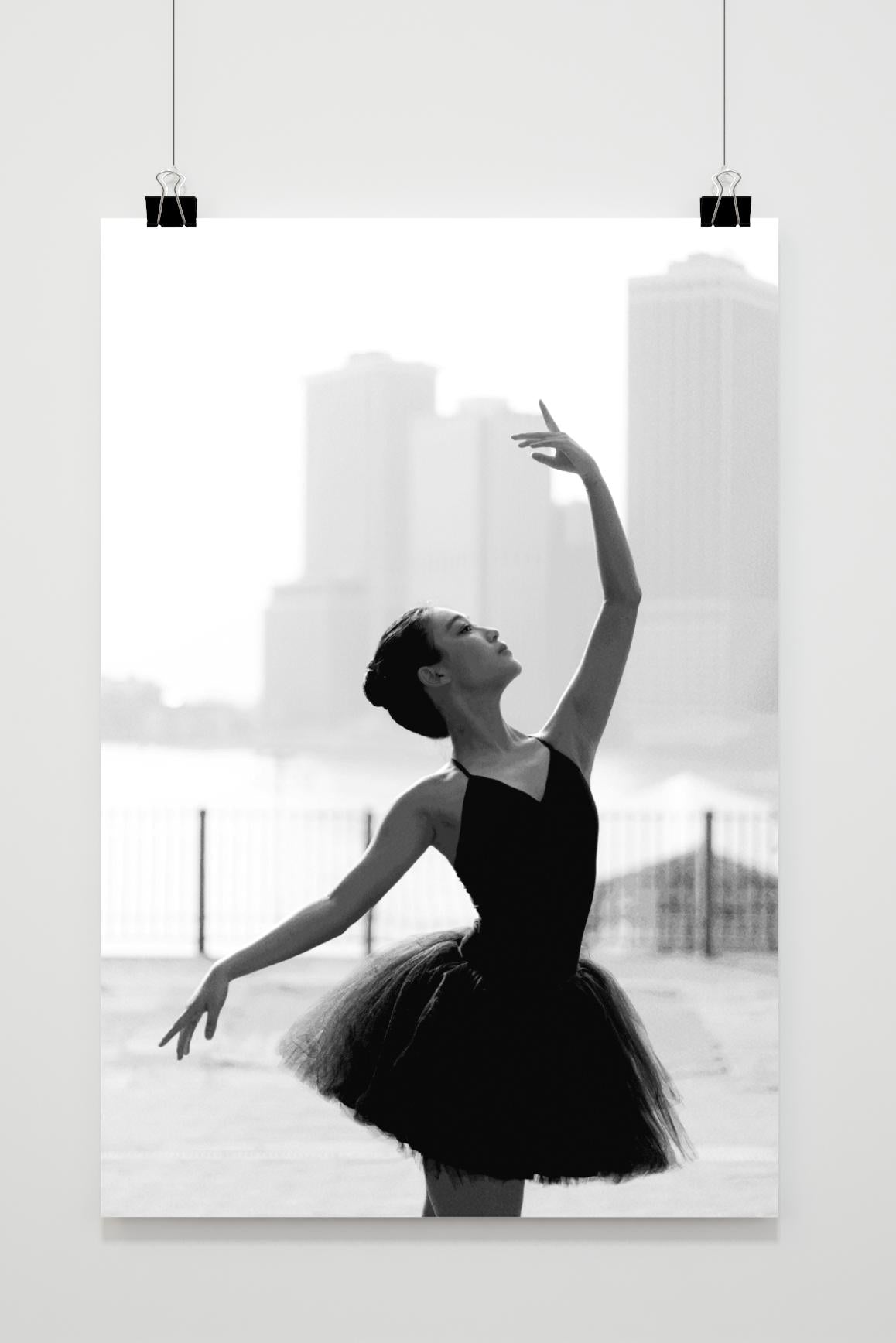 Affiche Ballerine Ville de 25 Artstreet