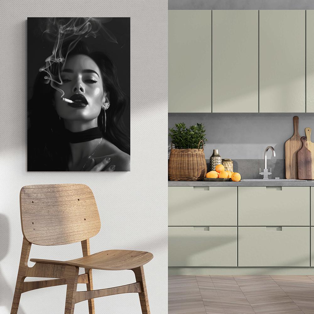 Rokendmeisje dans un intérieur