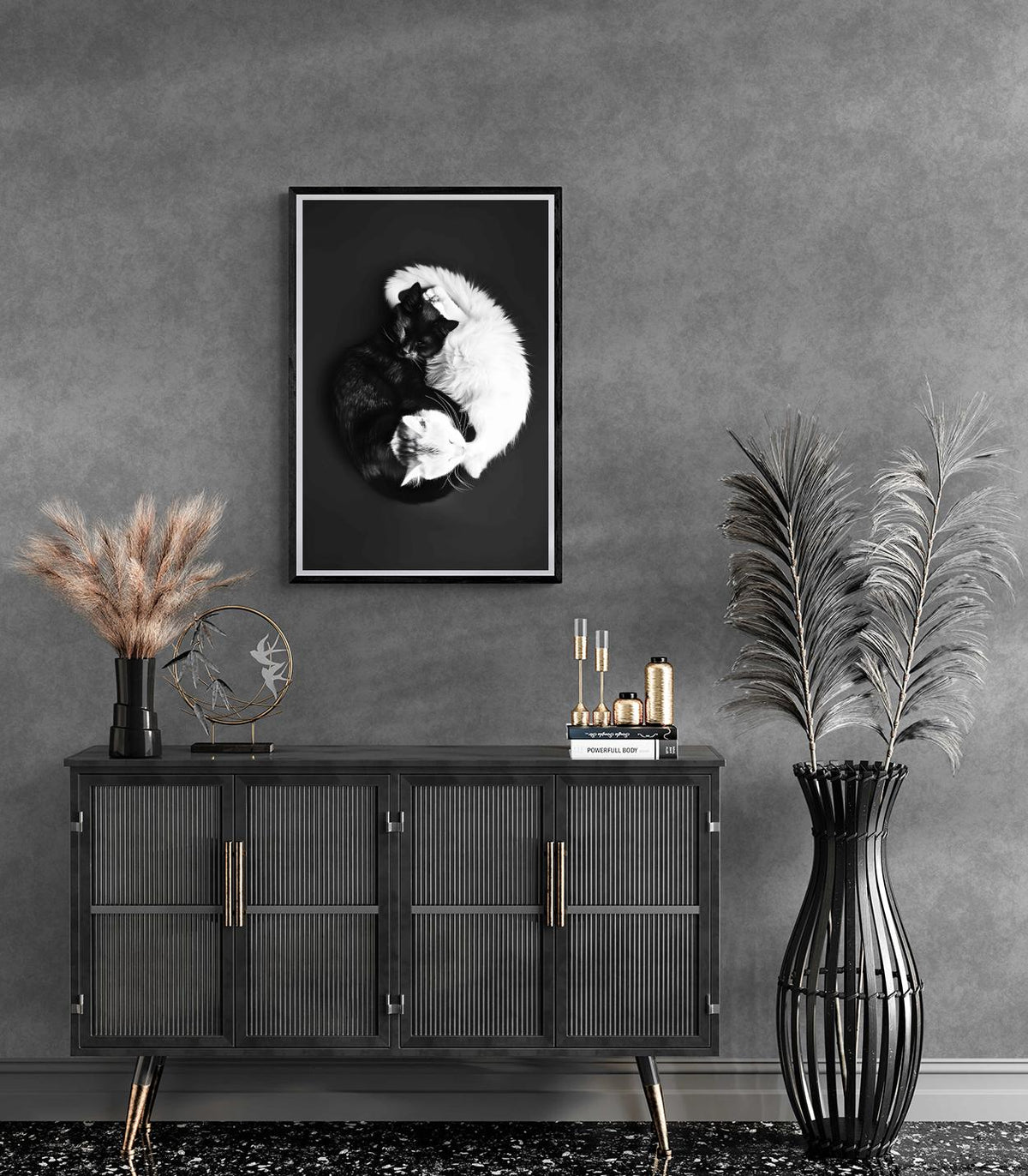 YingYang Chats dans un intérieur