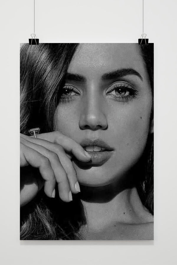 Ana de Armas Zwart Wit poster