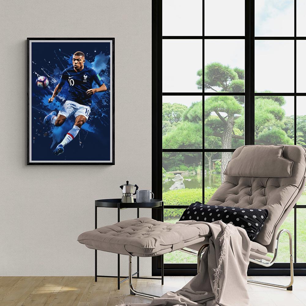 Kylian Mbappé France dans un intérieur