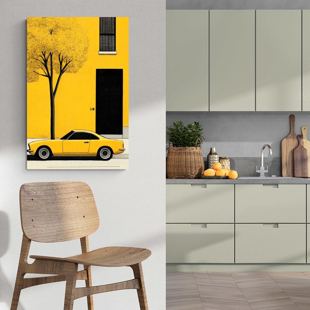 Voiture jaune dans un intérieur