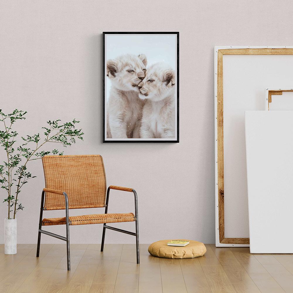 Chiots Blancs dans un intérieur