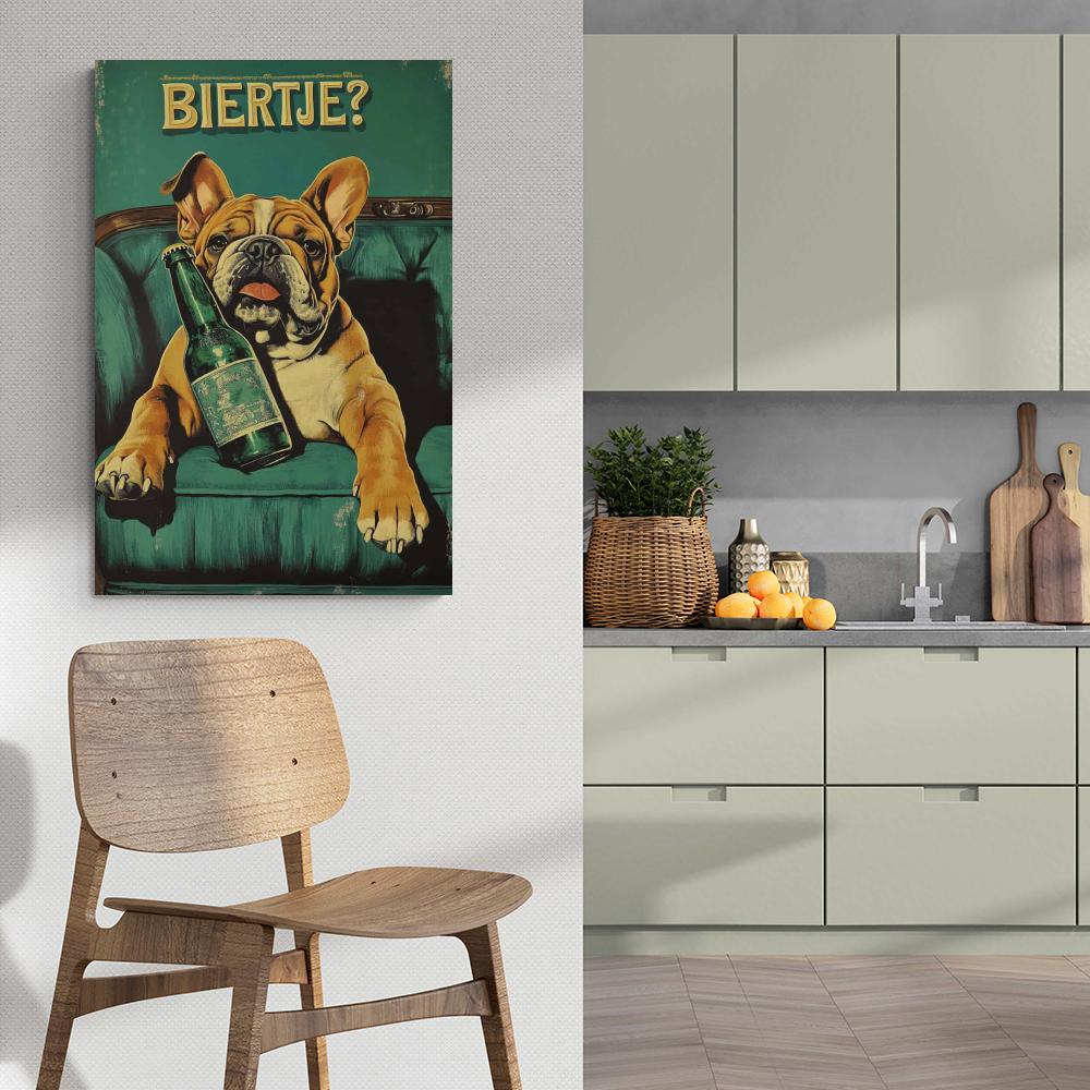 Biertje? Bulldog dans un intérieur