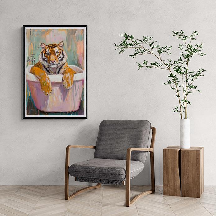 Tigre dans la Baignoire dans un intérieur