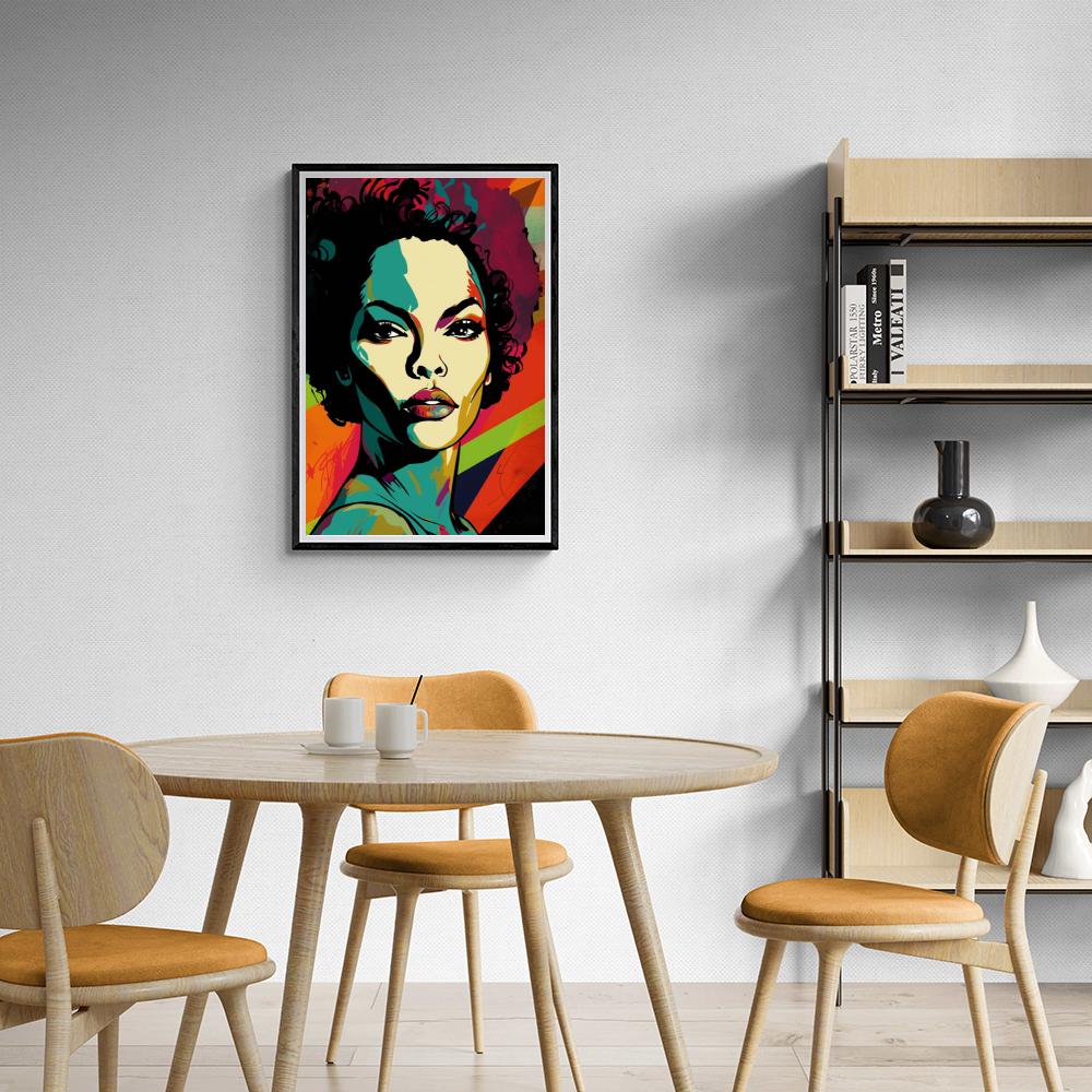 Femme Pop Art dans un intérieur