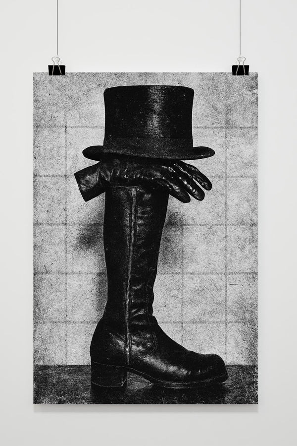 Affiche Clothing Hat Glove Boot Photography Zwart Wit