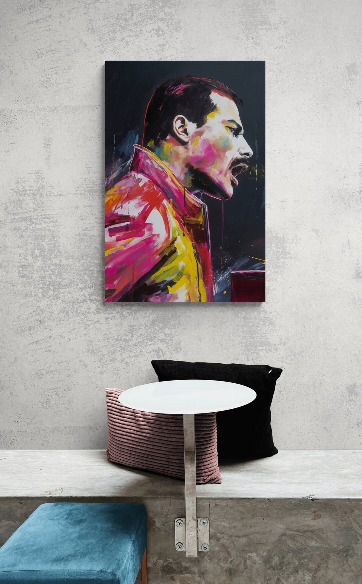 Freddie Mercury en un interior