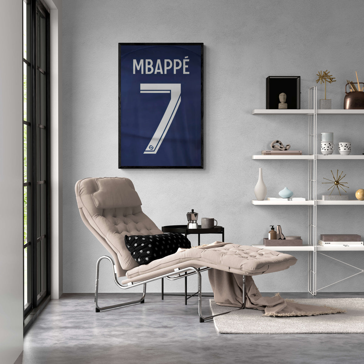 Kylian Mbappe Dorsal en un interior