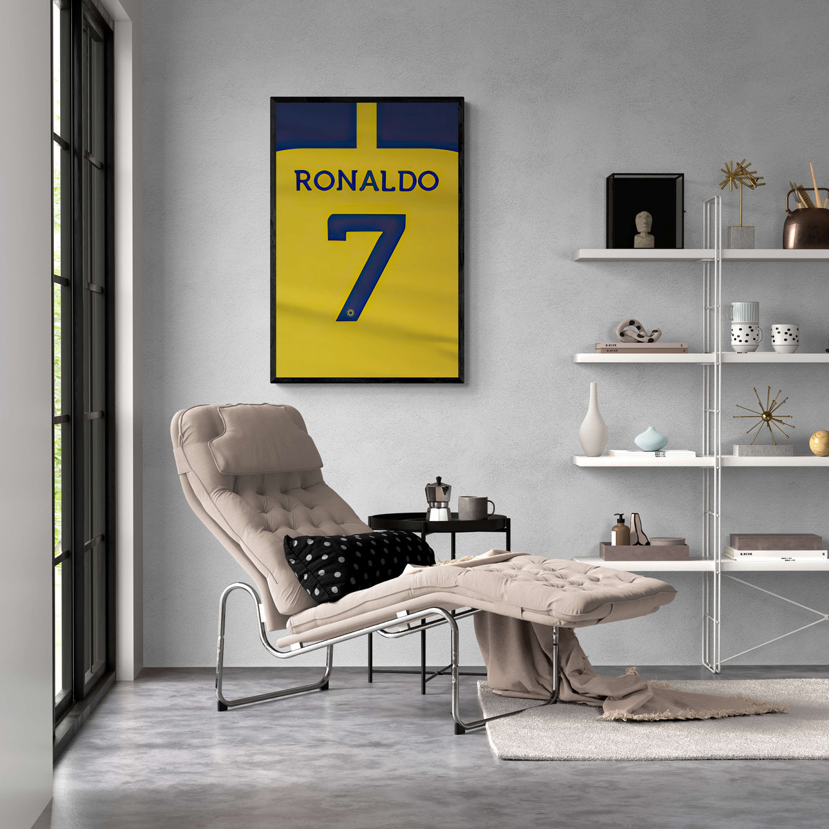 Cristiano Ronaldo Dorsal en un interior
