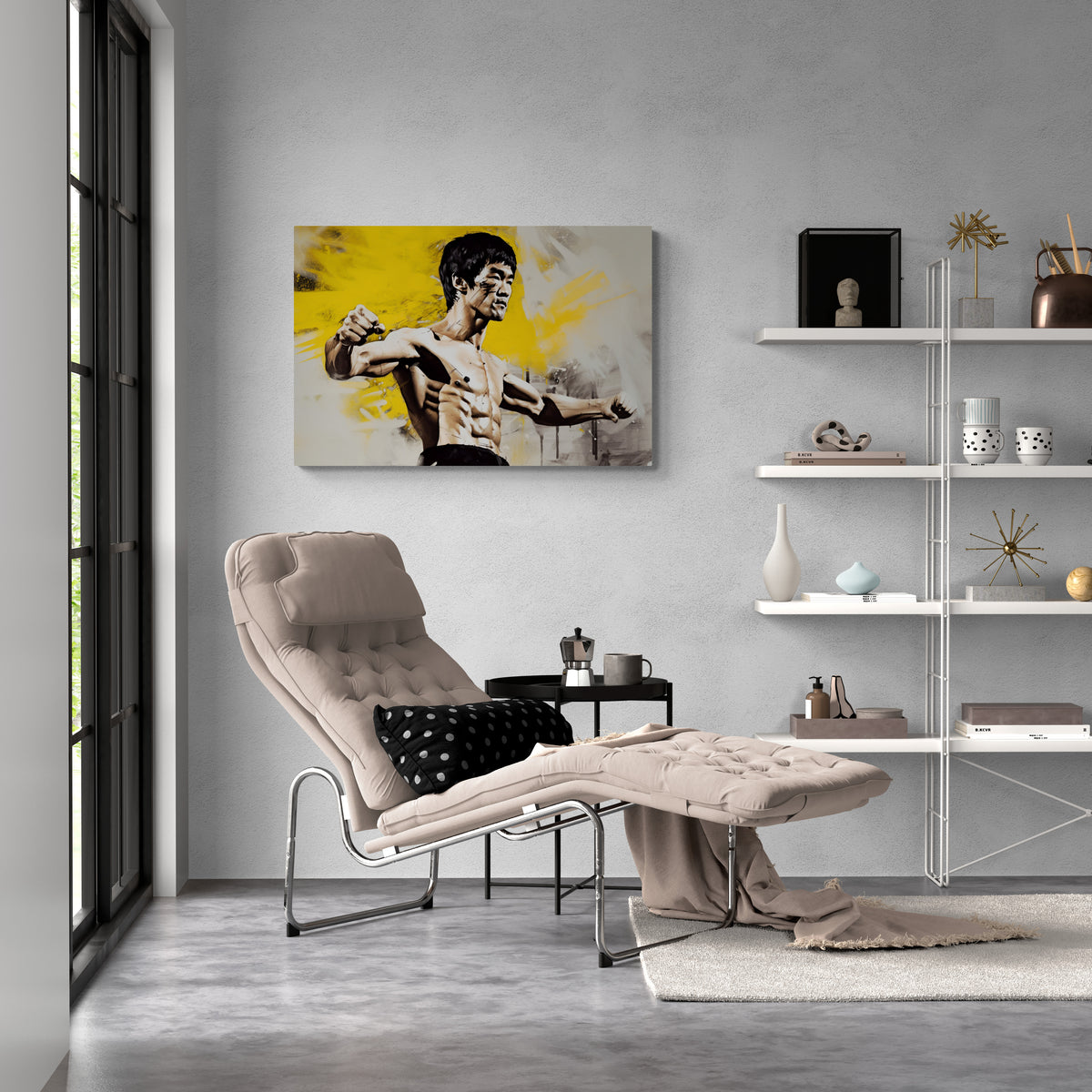 Bruce Lee en un interior