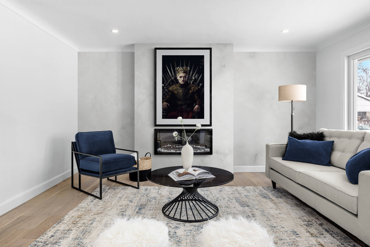 Joffrey Baratheon dans un intérieur