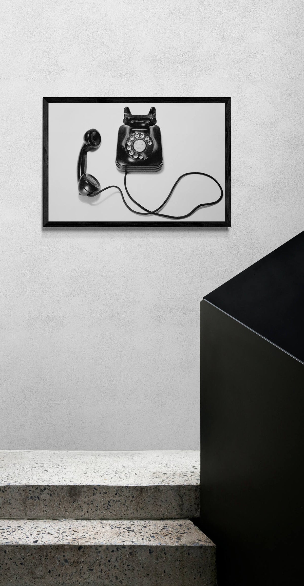 Teléfono Antiguo en un interior