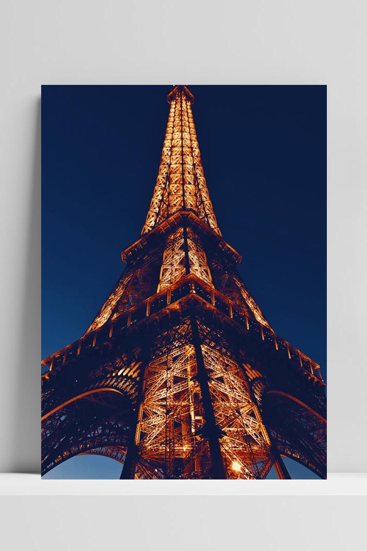 Eiffeltoren van Onder op 3mm aluminium dibond