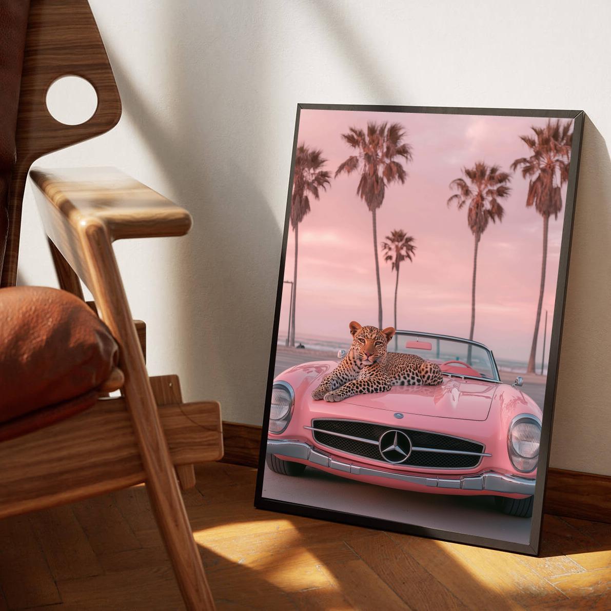Mercedez Sports Car Leopard dans un intérieur