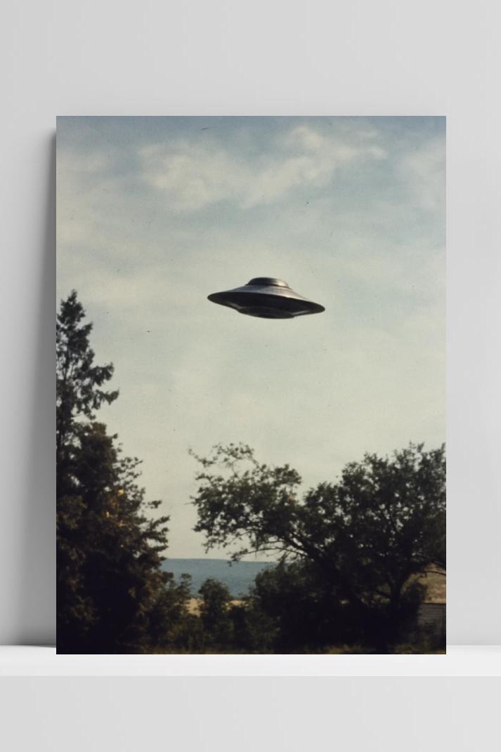 UFO Vintage op 3mm aluminium dibond