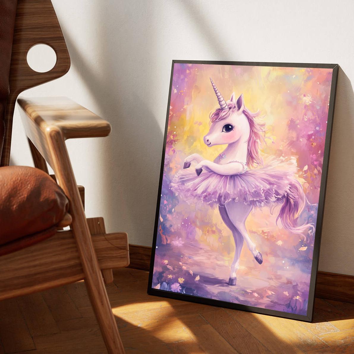 Unicorn Ballerina Aquarel en un interior