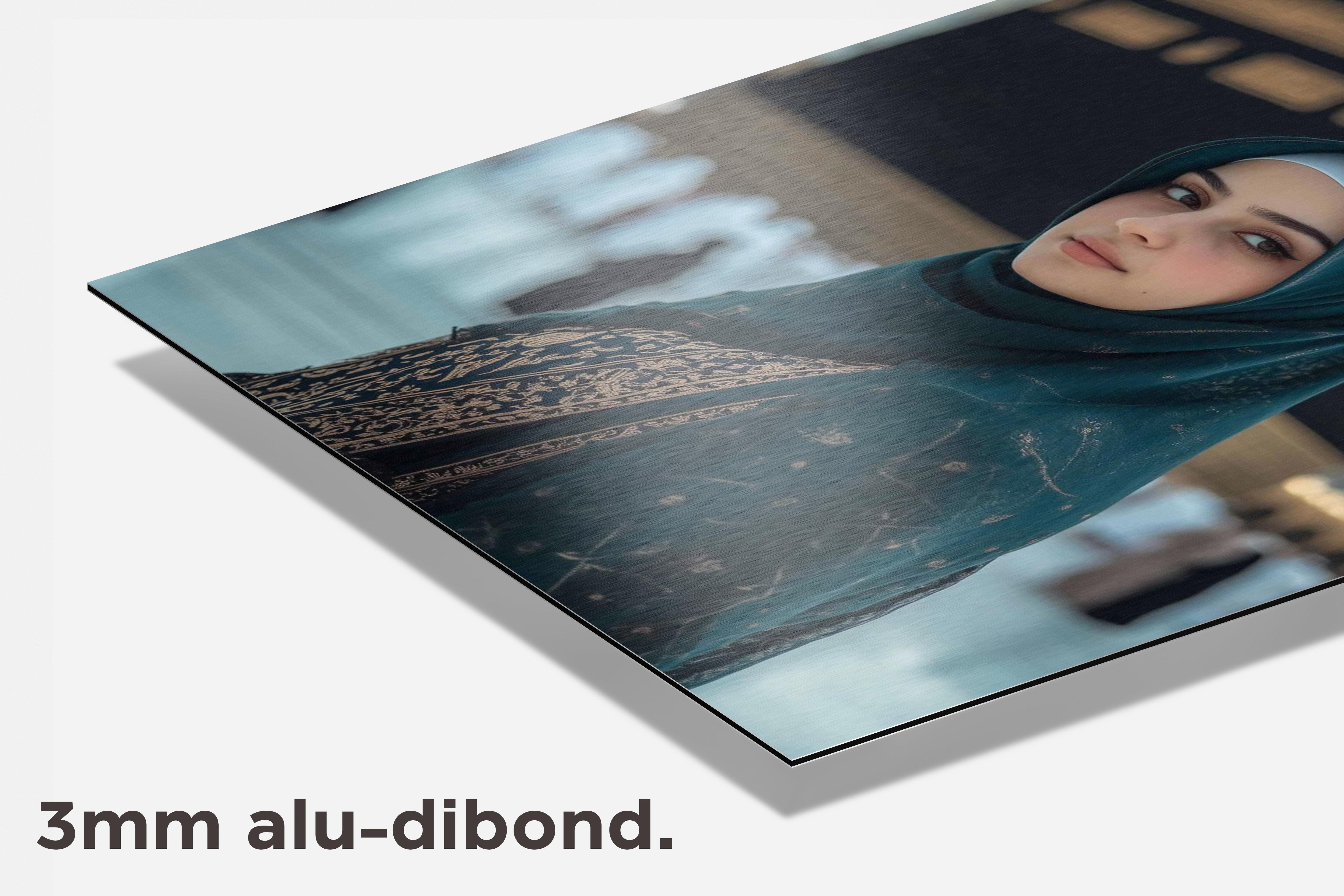Kaaba Vrouw dibond detail