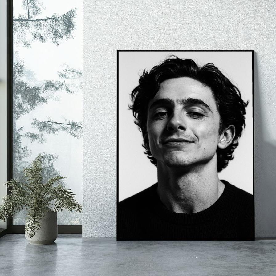 Timothée Chalamet B&W poster sfeerbeeld 1