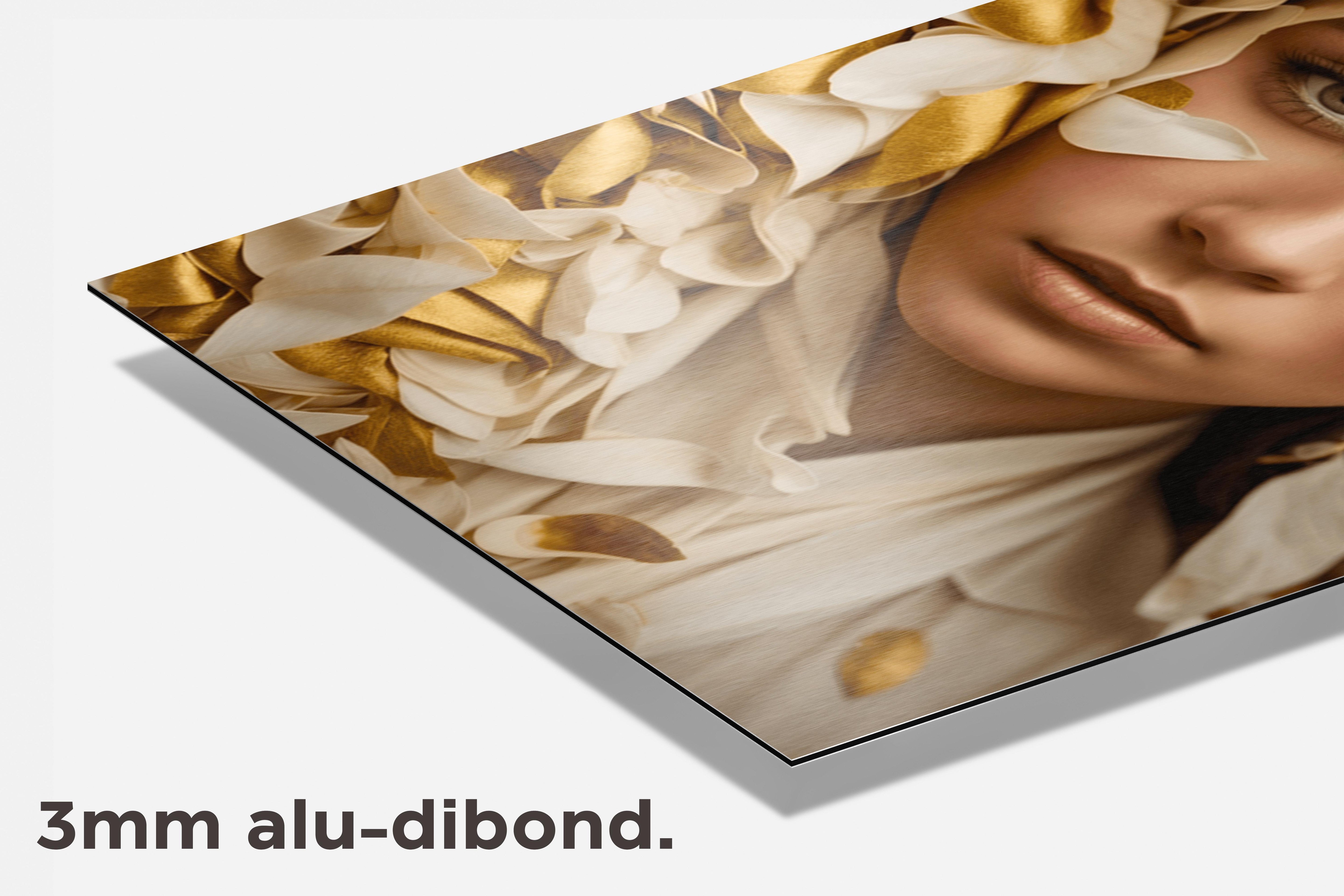 Vrouw in Goud dibond detail