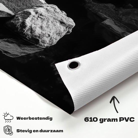 Tuinposter Zen Noir materiaal-detail: 610 grams weerbestendig PVC-doek