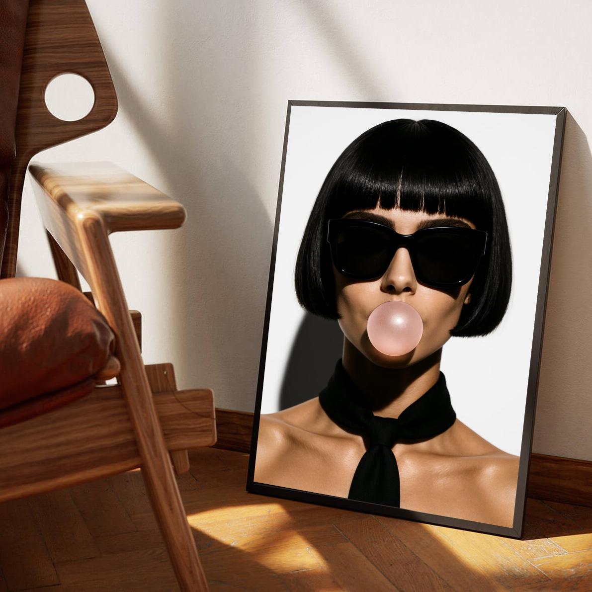 Woman Portrait Bubble Gum poster sfeerbeeld 3